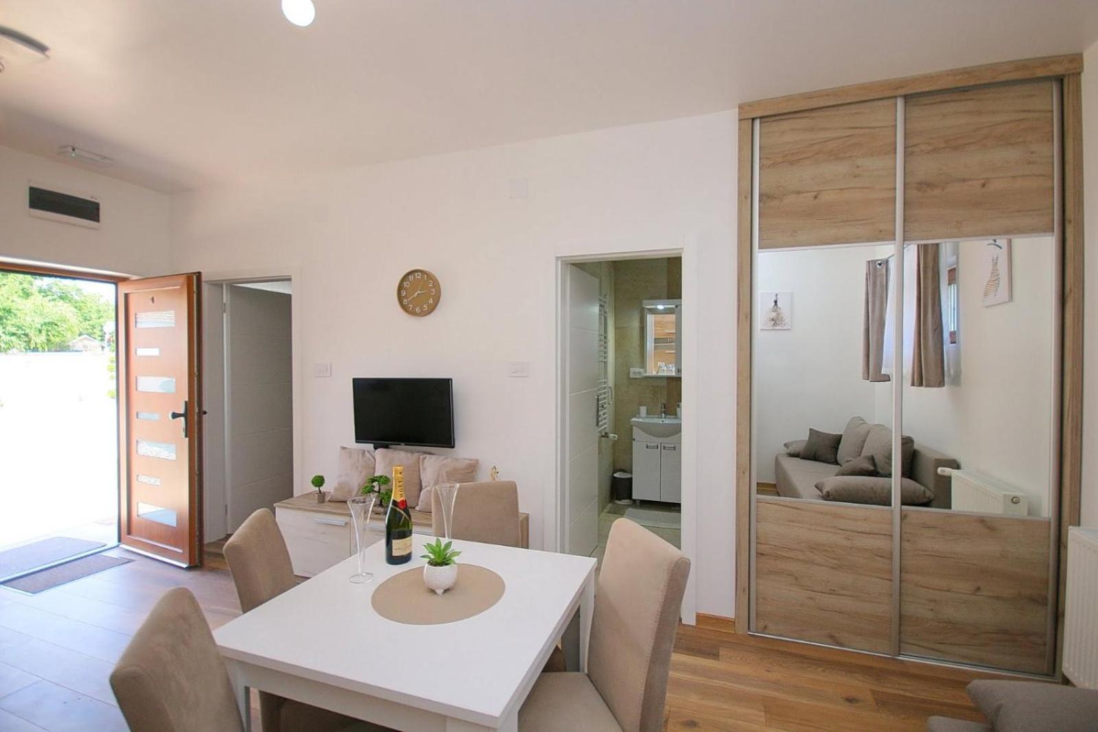 Anro Apartment Palic Exterior photo