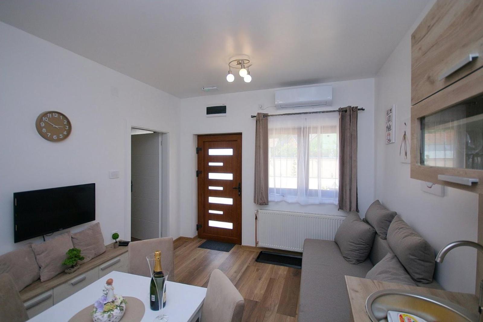 Anro Apartment Palic Exterior photo